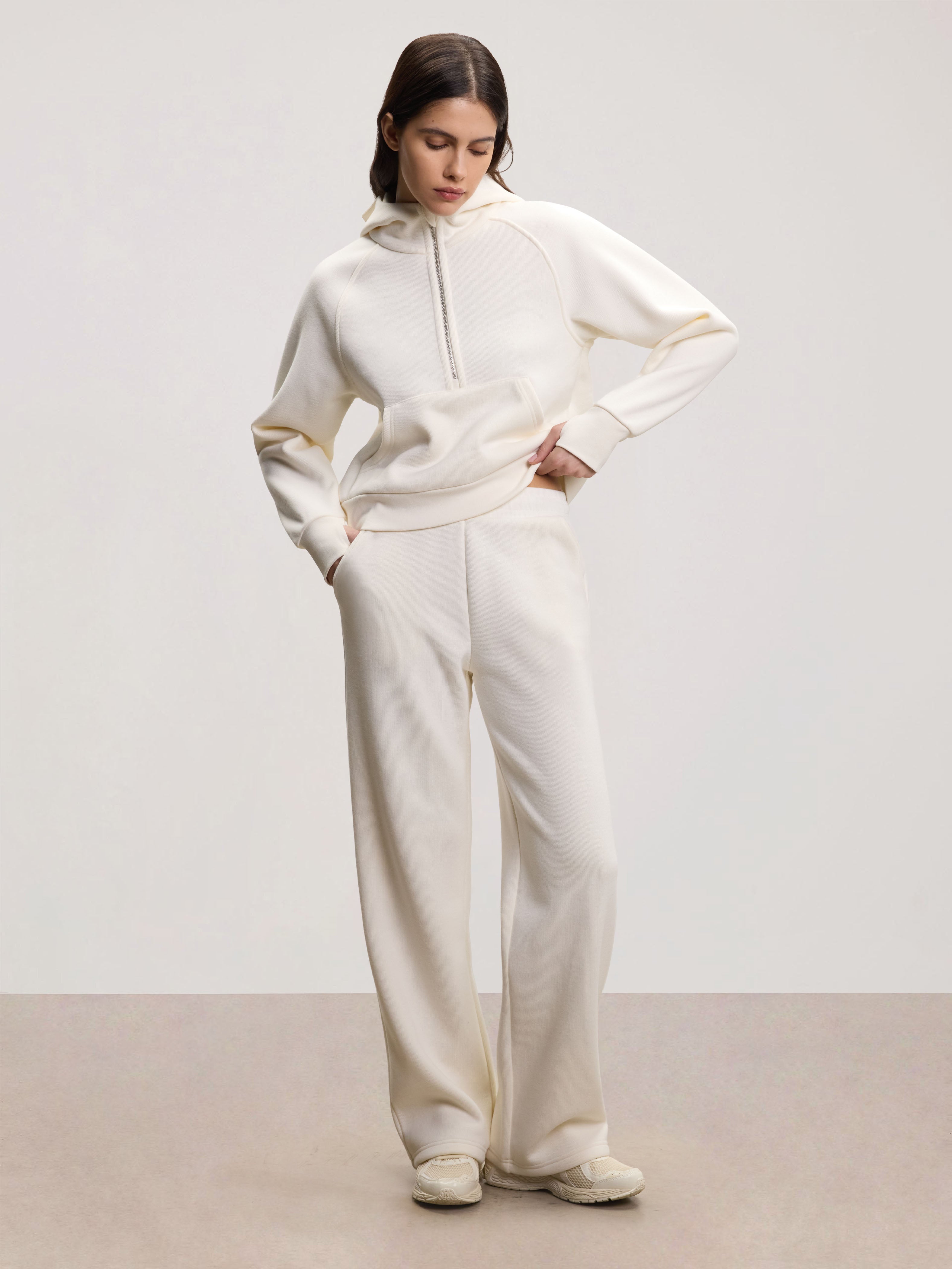 Womens Cosy Fleece Straight Leg Jogger in Ecru