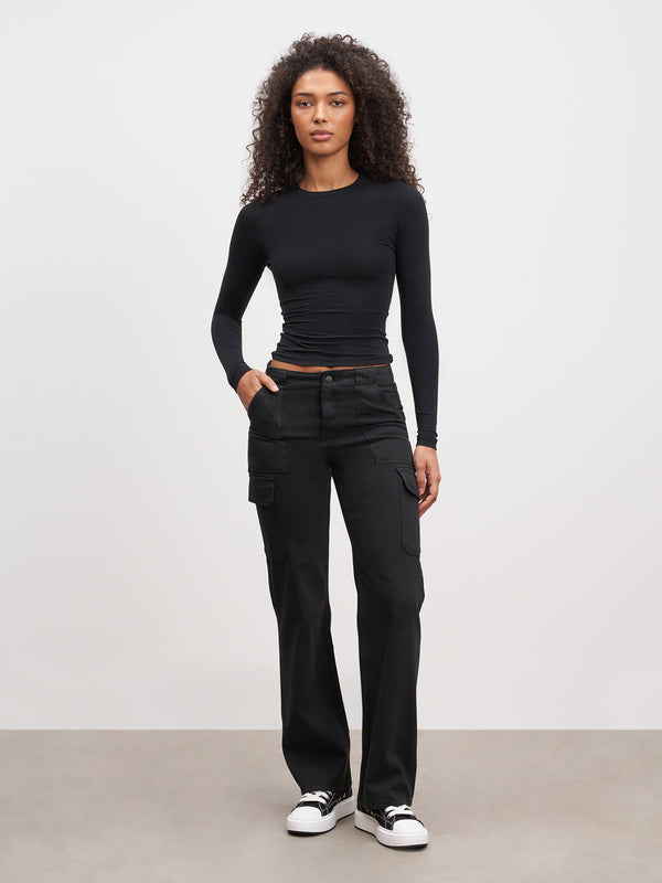 Womens Mid Rise Cargo Pant in Black