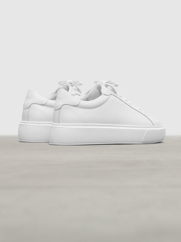 Womens Essential Leather Trainer in White