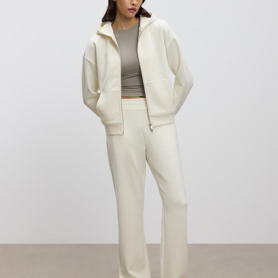 Womens Knitted Straight Leg Jogger in Ecru