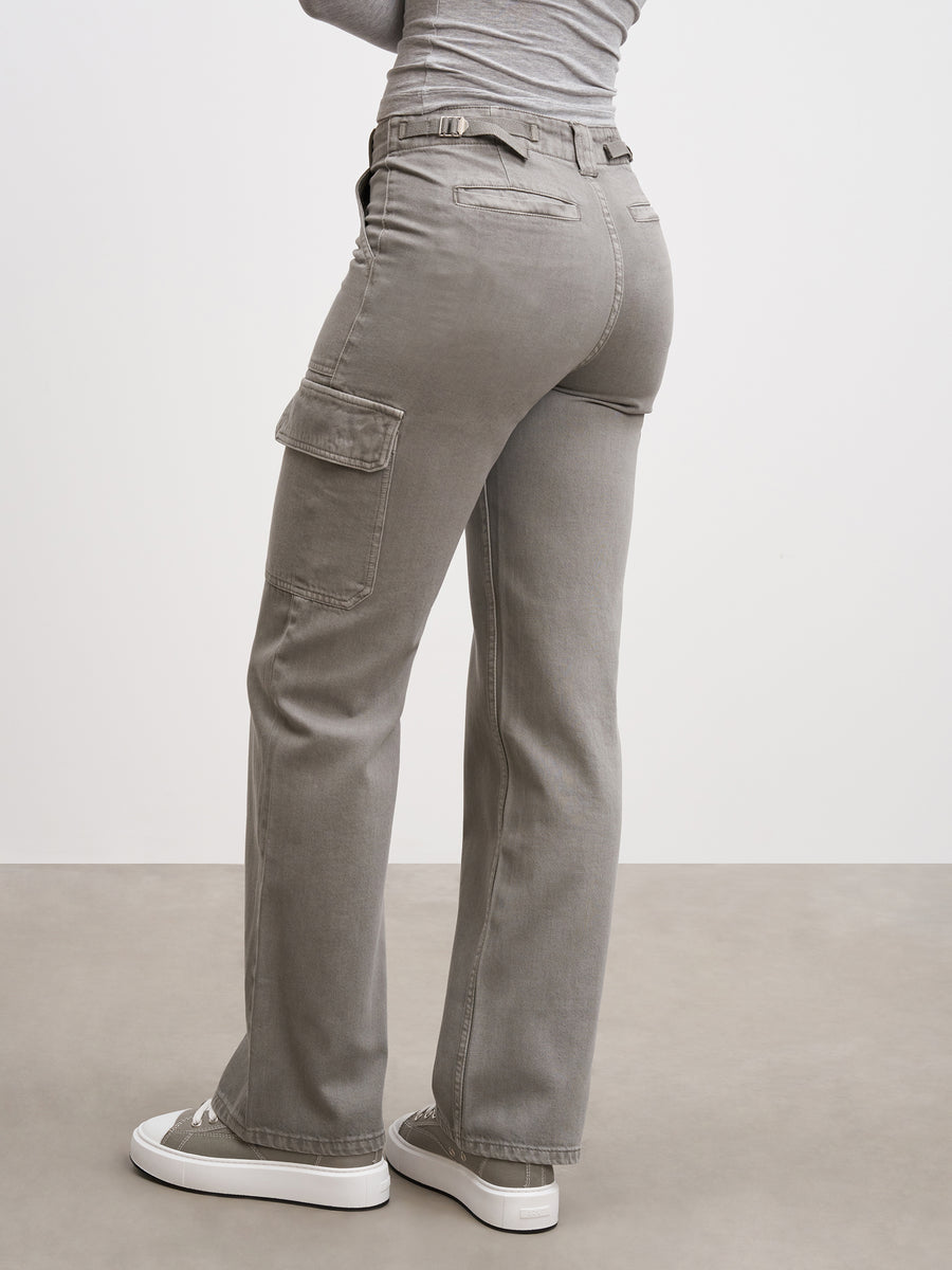 Womens Mid Rise Cargo Pant in Grey