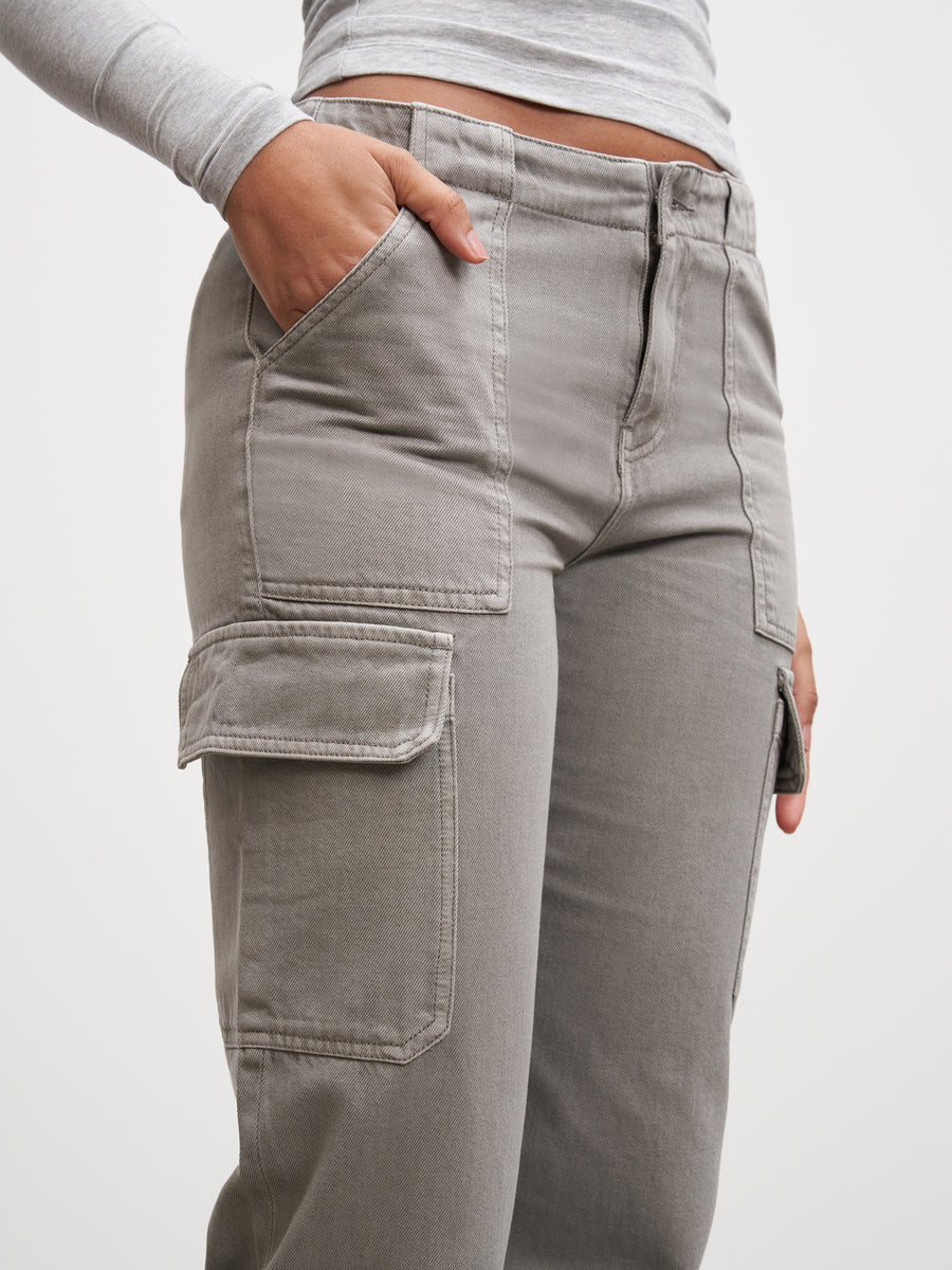 Womens Mid Rise Cargo Pant in Grey