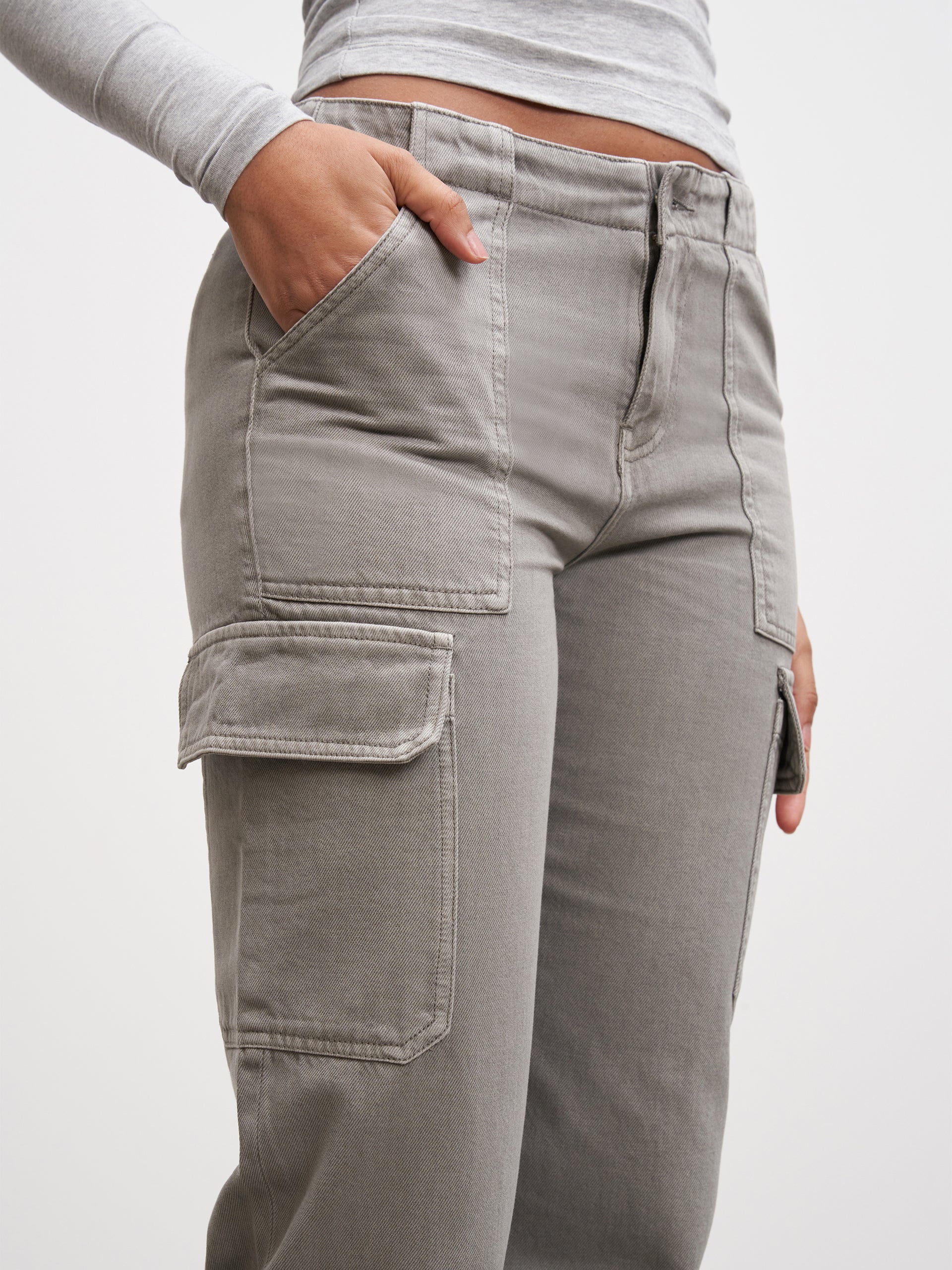 Womens Mid Rise Cargo Pant in Grey