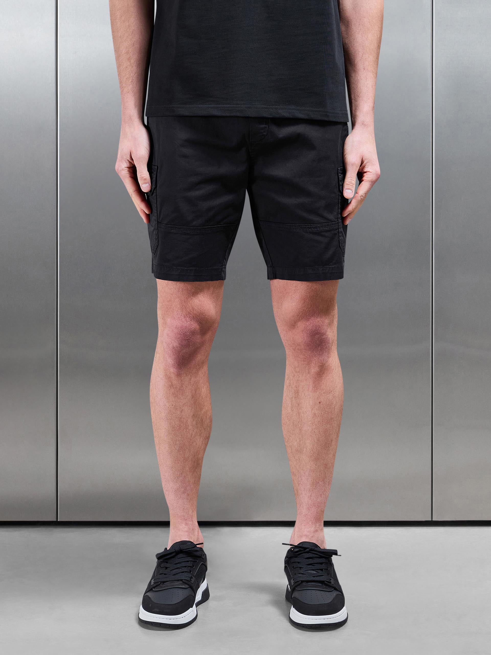 Worker Cargo Short in Black