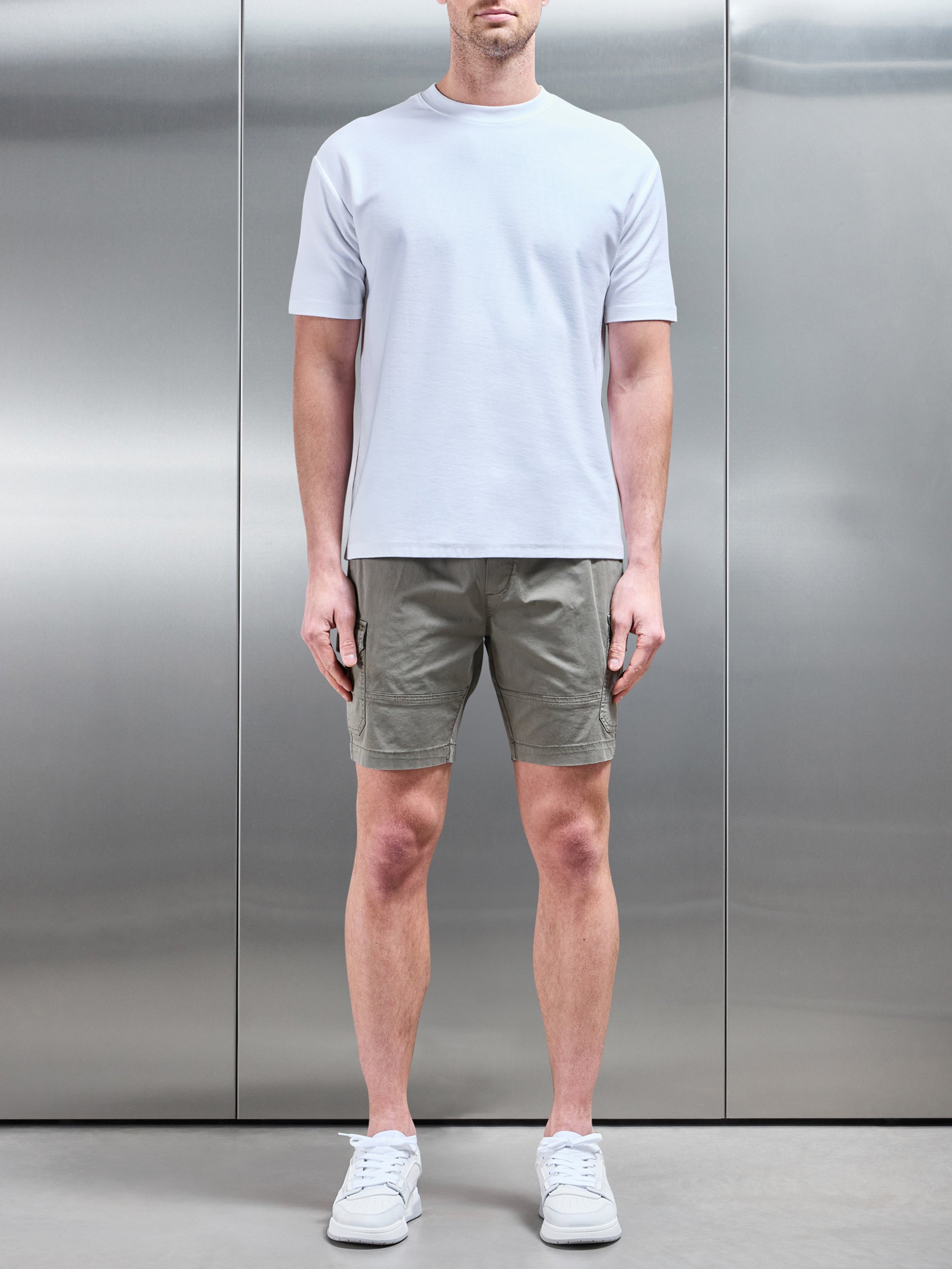 Worker Cargo Short in Olive