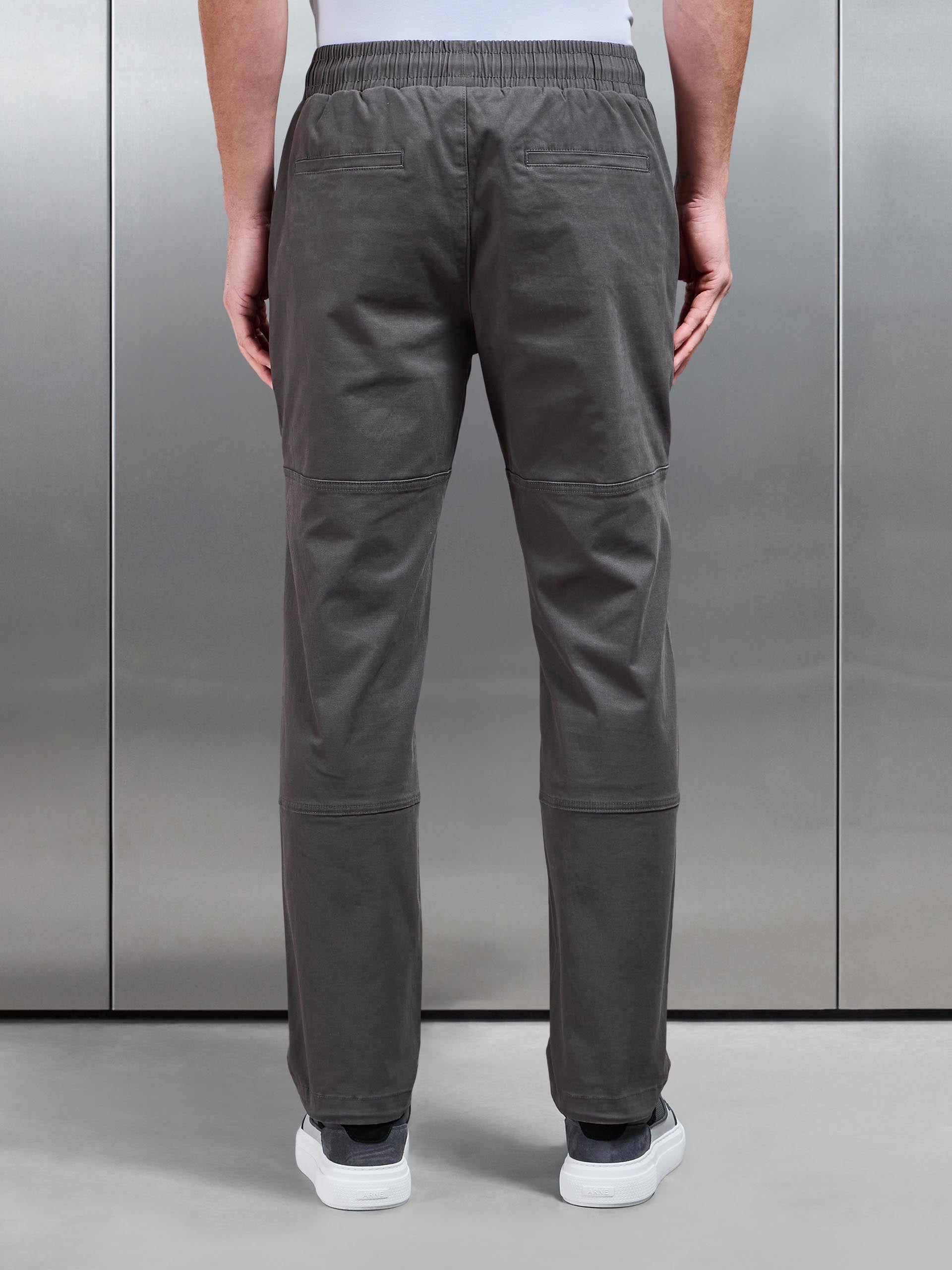 Worker Trouser in Grey