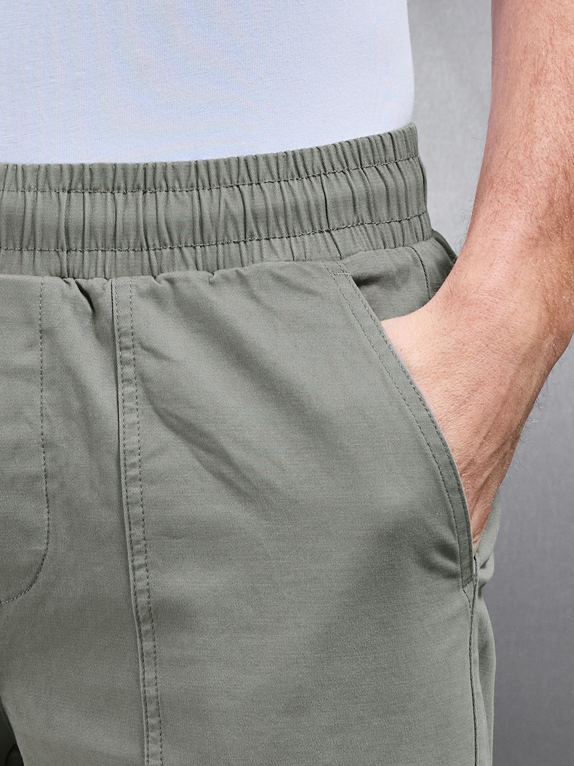 Worker Trouser in Olive