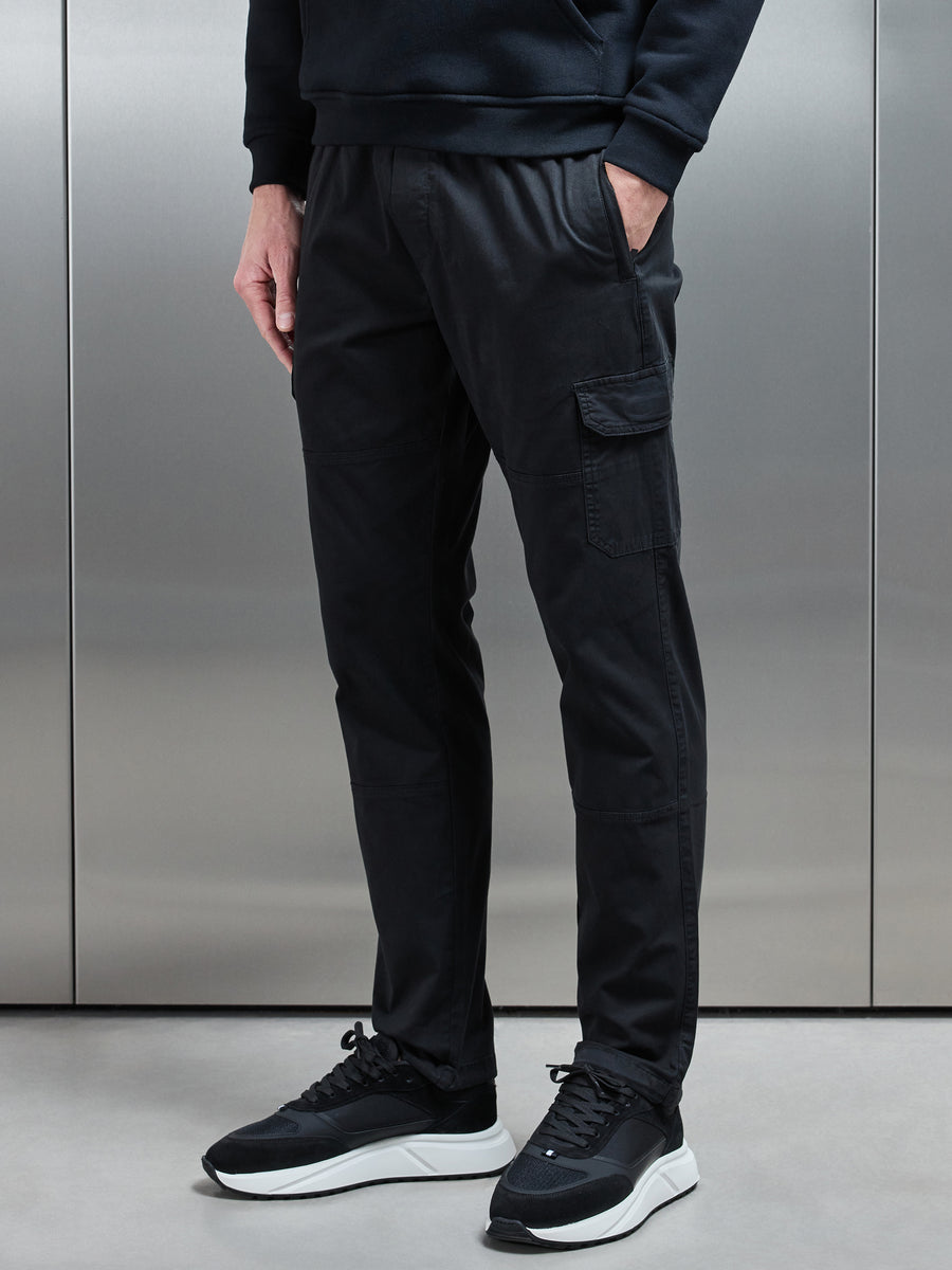 Worker Cargo Pant in Black