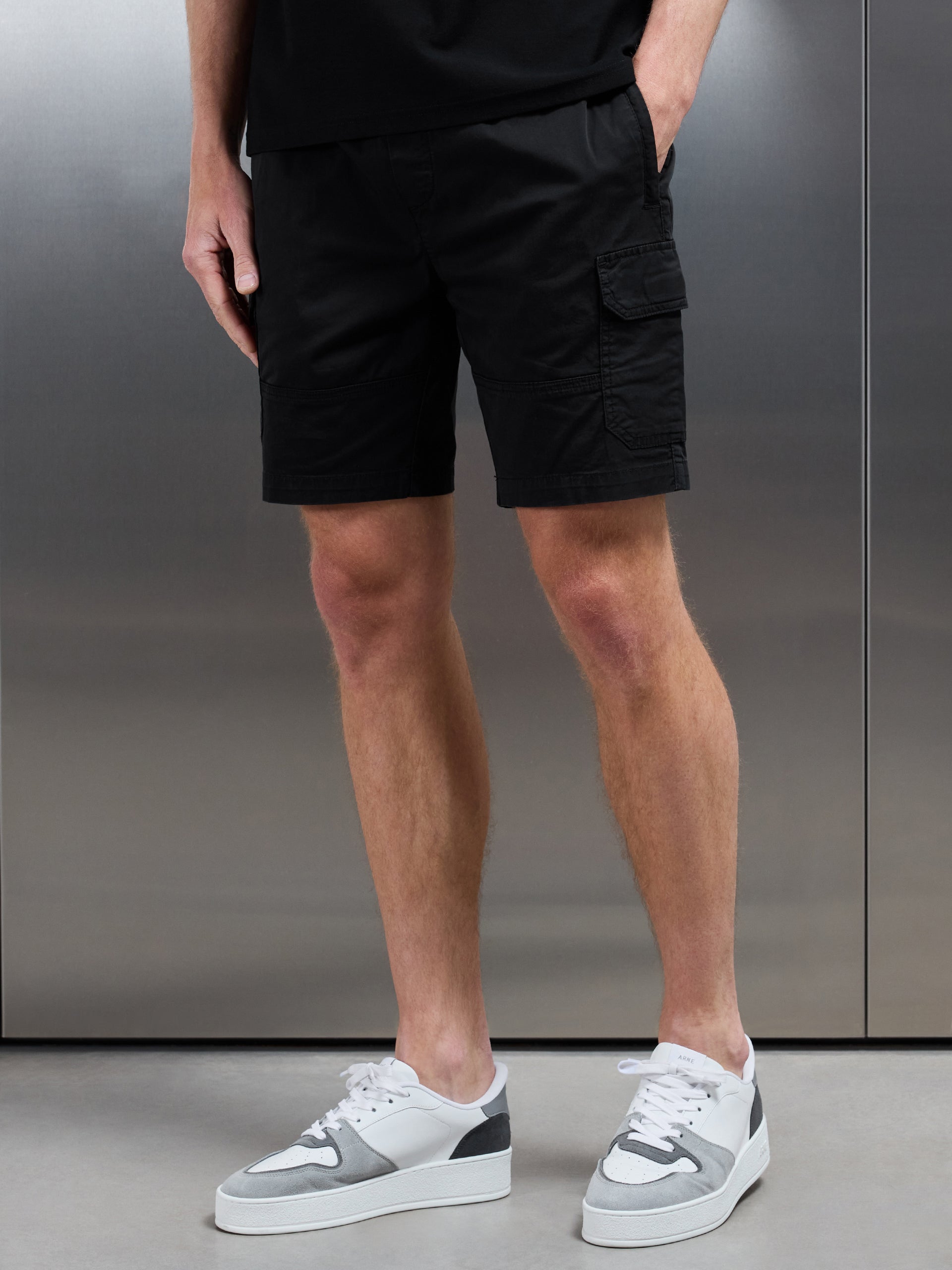 Worker Cargo Short in Black