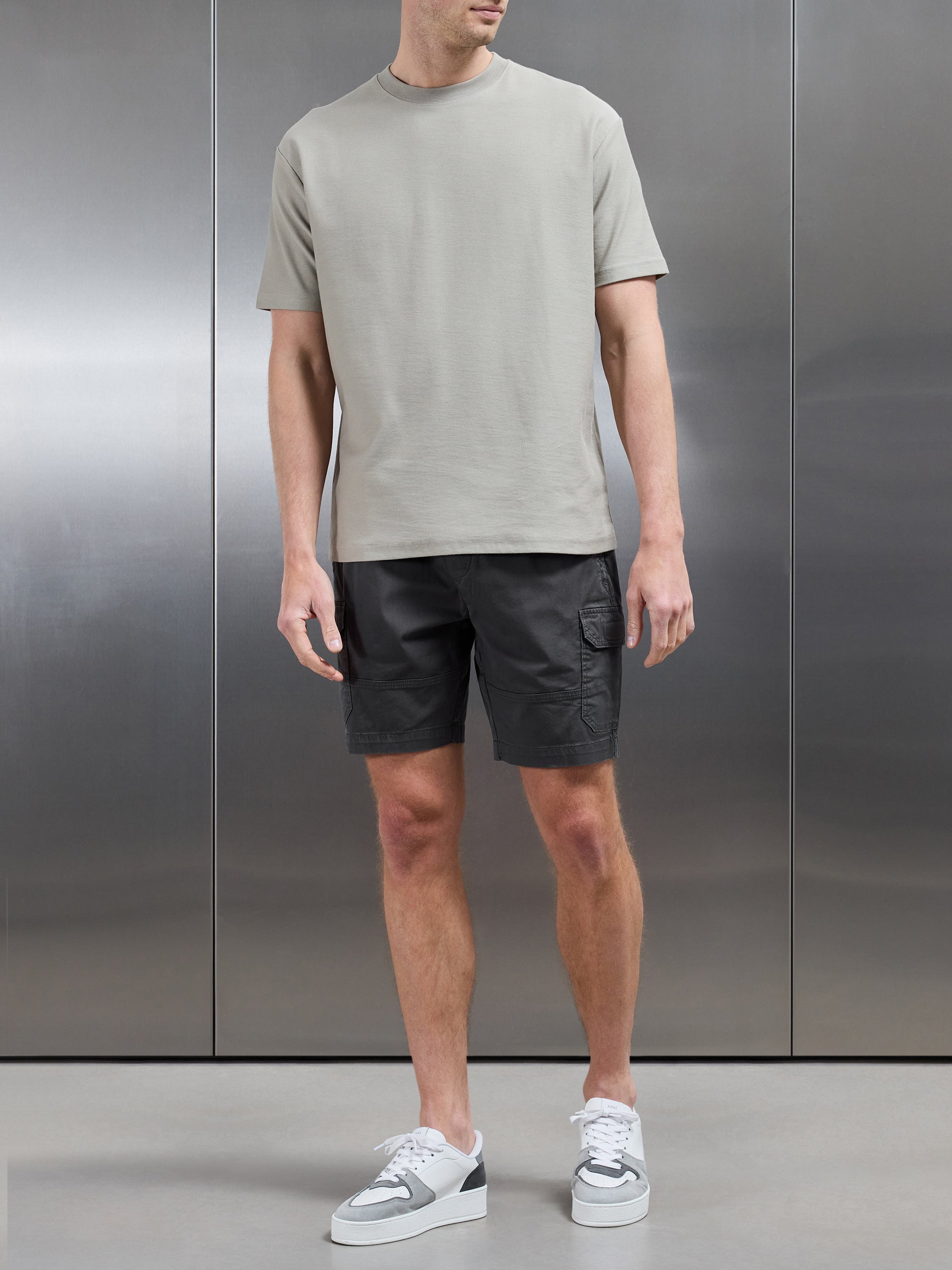 Worker Cargo Short in Grey