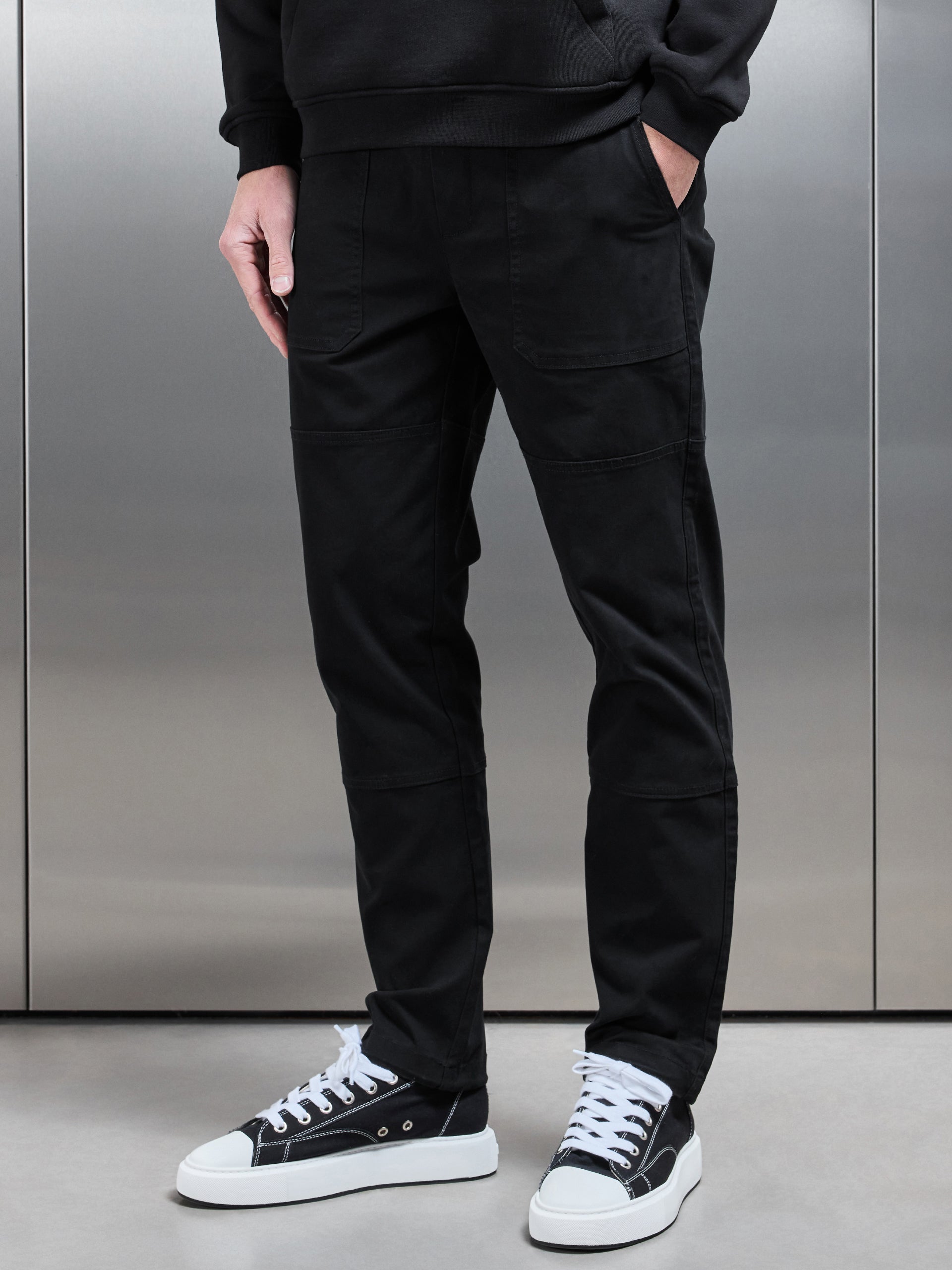 Worker Trouser in Black