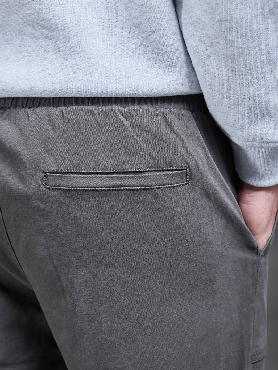 Worker Trouser in Grey