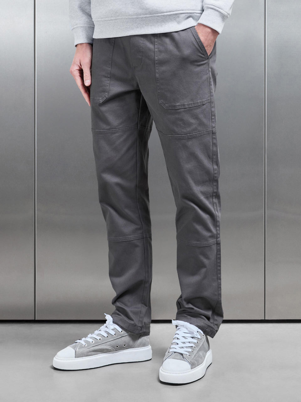 Worker Trouser in Grey