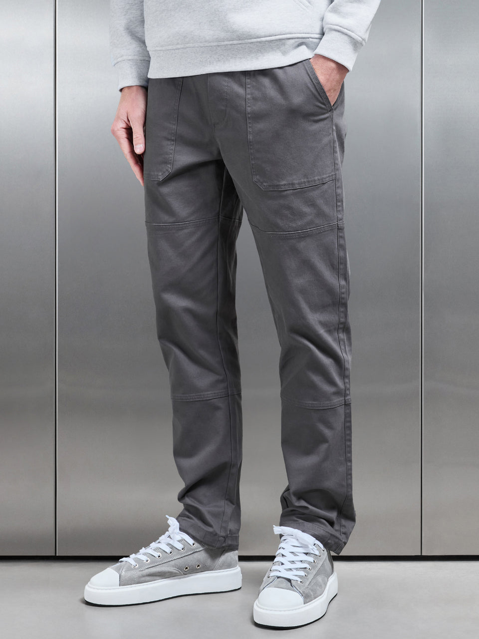 Worker Trouser in Grey