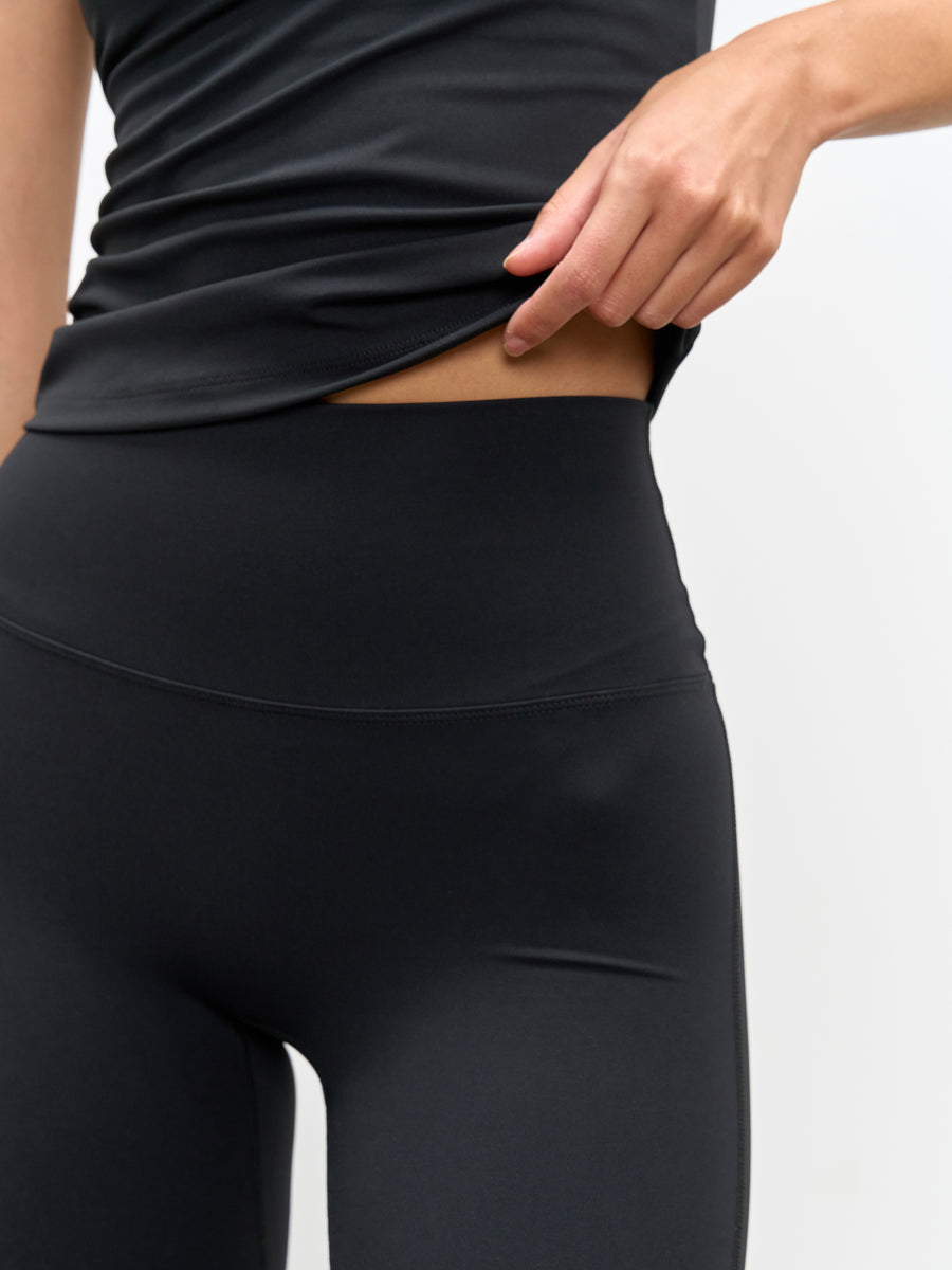 Womens Active Flared Legging in Black