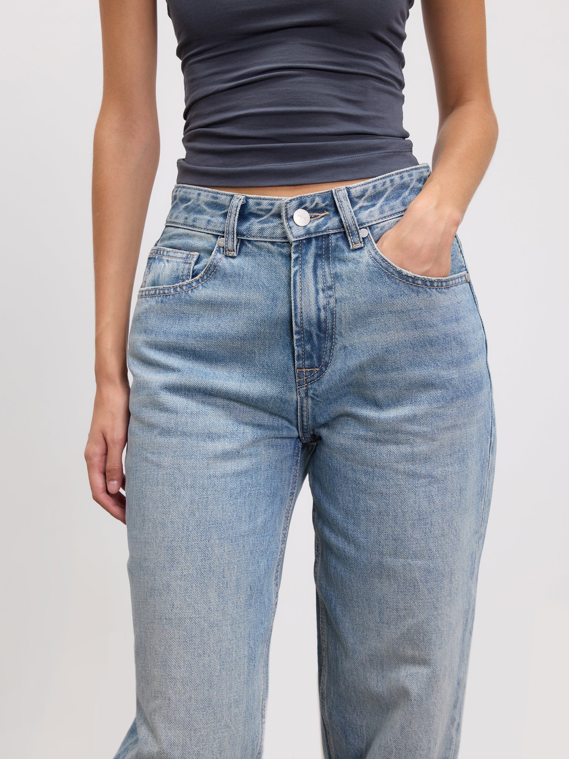 Womens Mid Rise Straight Denim Jean in Mid Blue