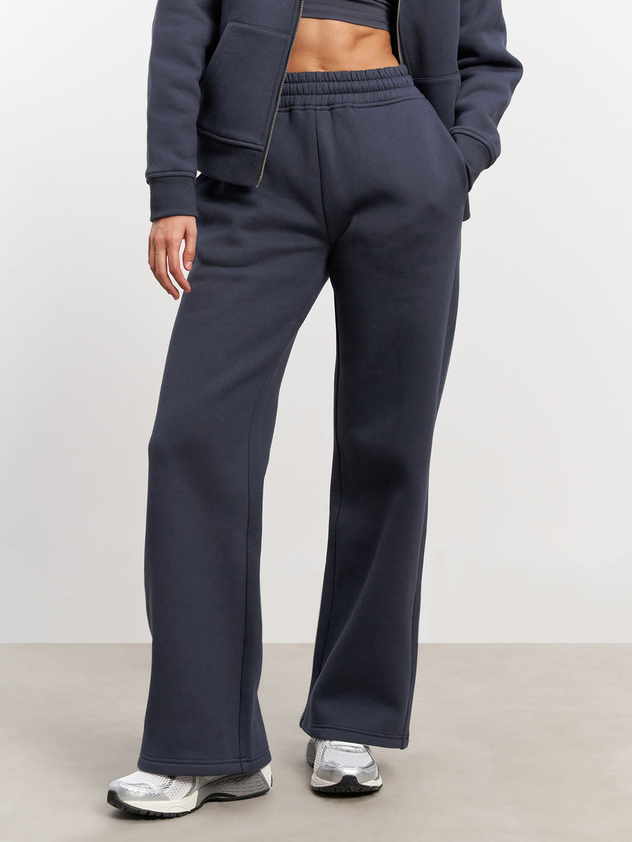 Womens Relaxed Straight Leg Jogger in Slate Blue